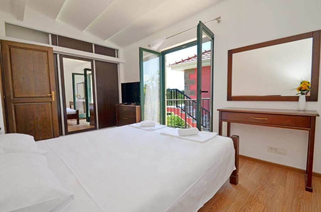 Апартаменты Apartments Lux S Тиват