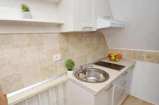 Апартаменты Apartments Lux S Тиват Апартаменты Делюкс-16