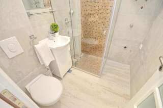 Апартаменты Apartments Lux S Тиват Апартаменты с видом на бассейн-21