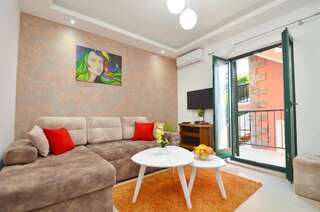 Апартаменты Apartments Lux S Тиват Апартаменты с 1 спальней-1