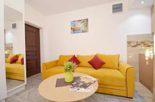 Апартаменты Apartments Lux S Тиват Апартаменты-студио-6